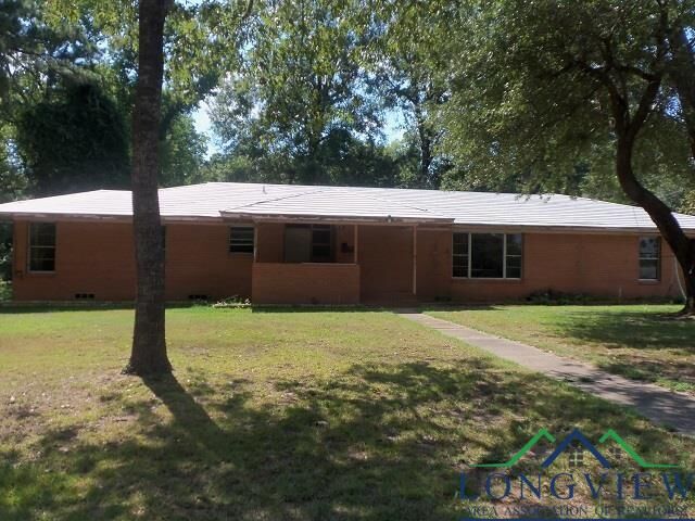 Property Photo: 2901 Sunset Lane TX 75662