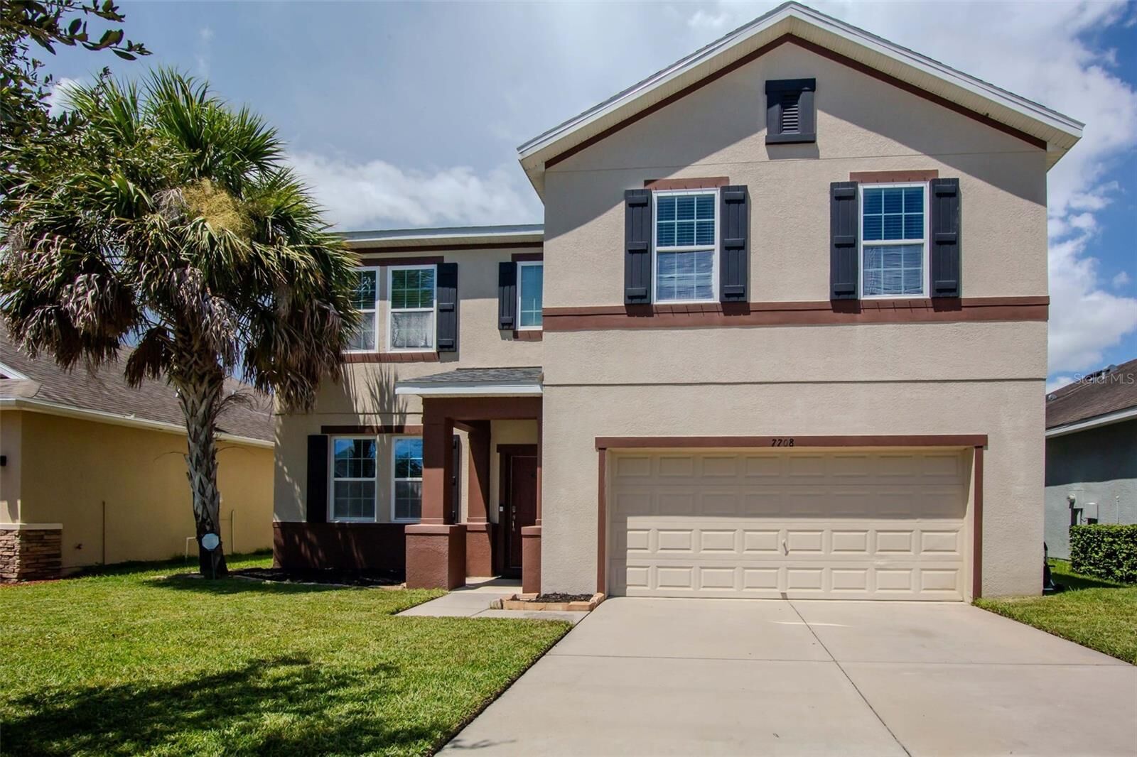 Property Photo:  7708 Tangle Rush Drive  FL 33534 