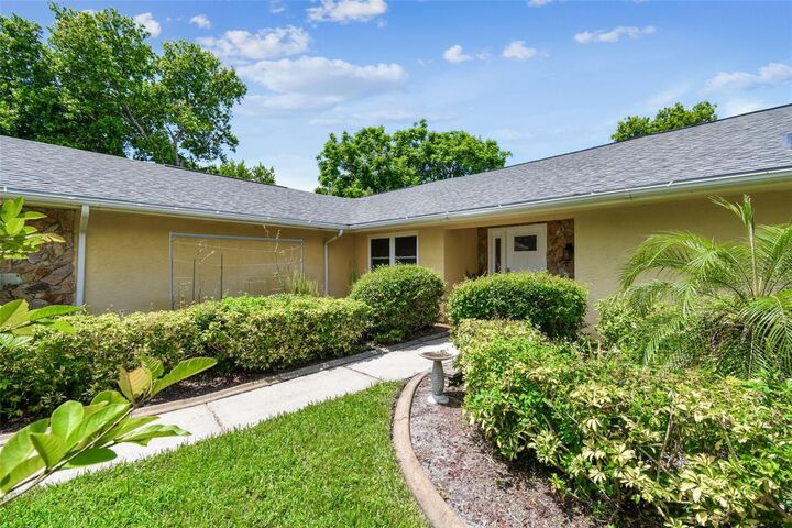 Property Photo:  1594 Linwood Drive  FL 33755 