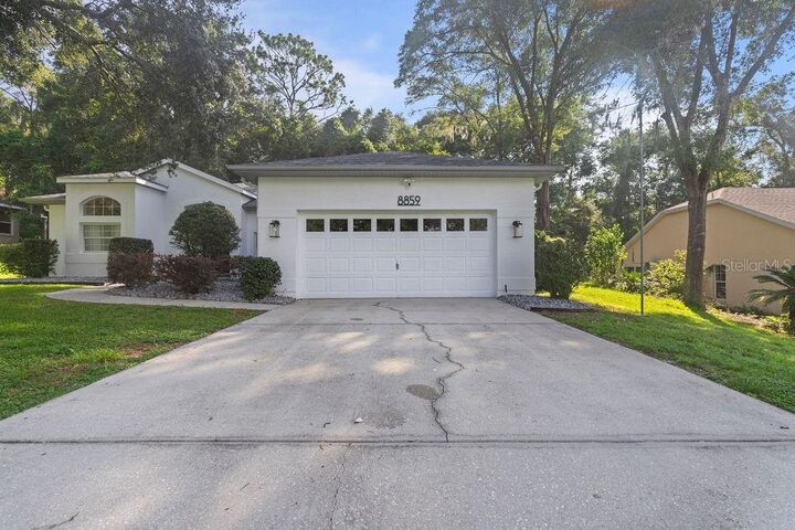 Property Photo:  8859 SW 196th Avenue Road  FL 34432 