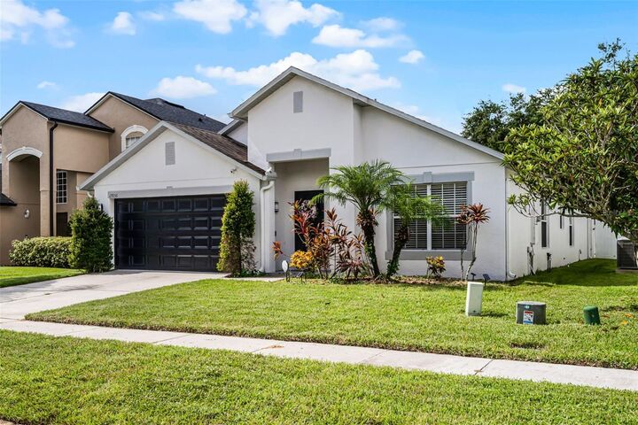 Property Photo:  17856 Ibis Landing Way  FL 32820 