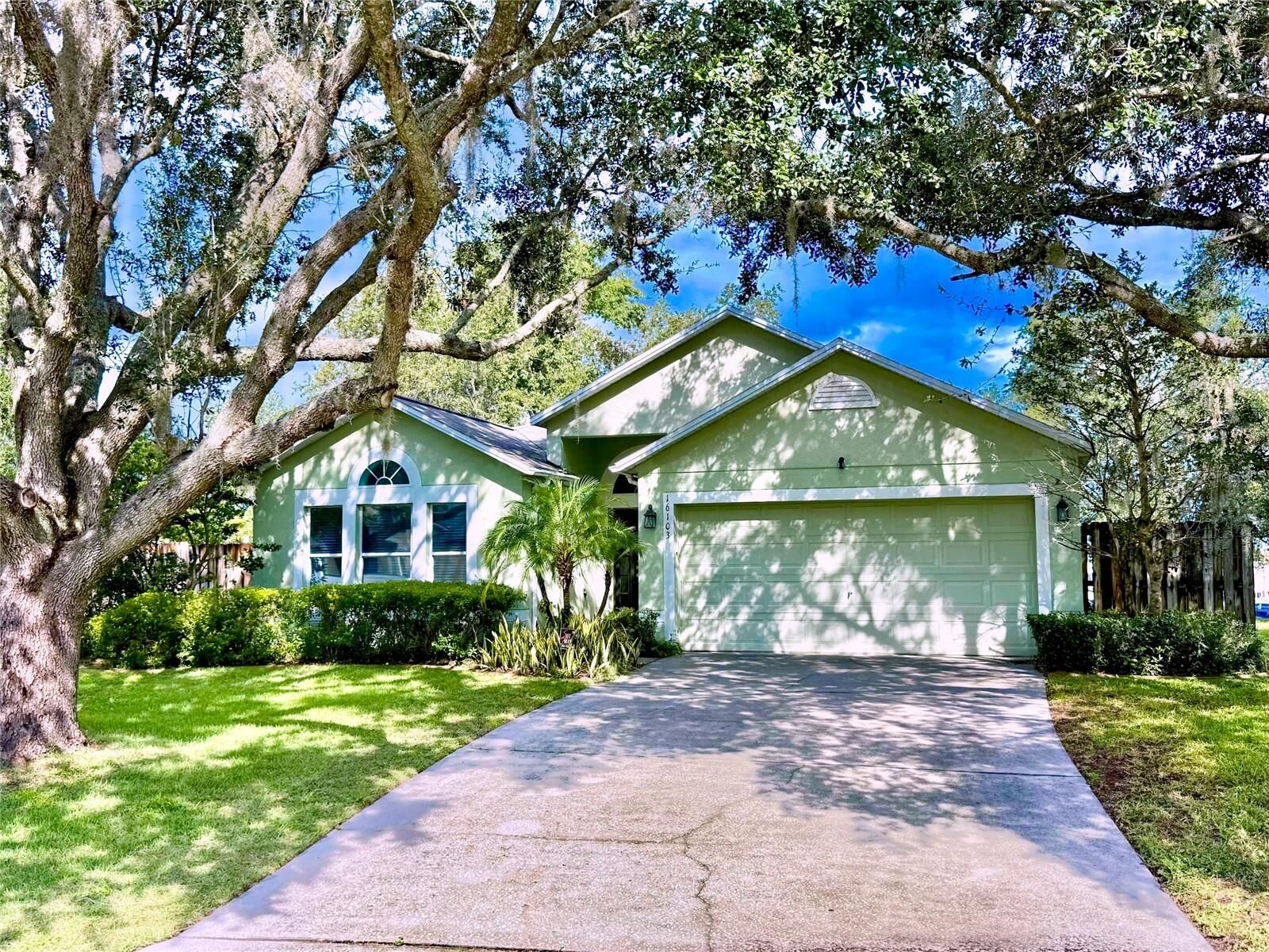 Property Photo: 16103 Denham Court FL 34711