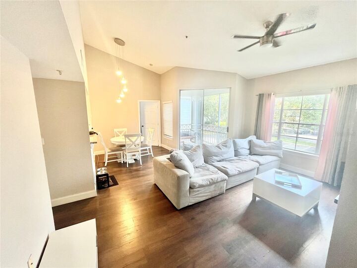 Property Photo: 2315 Midtown Terrace 1423 FL 32839