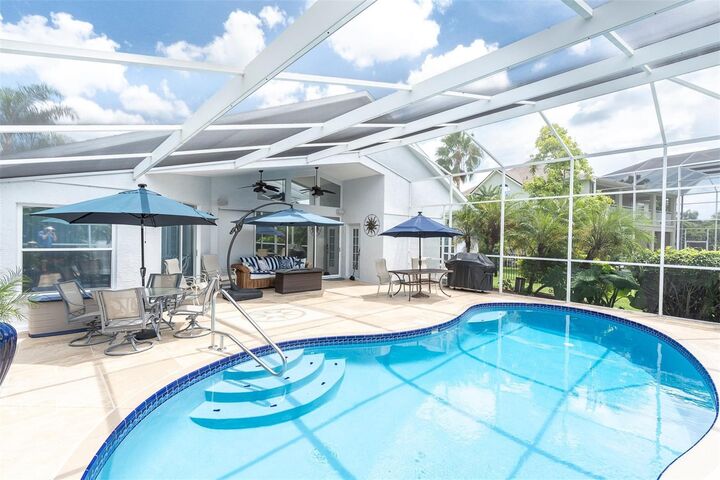 Property Photo: 18808 Chaville Road FL 33558