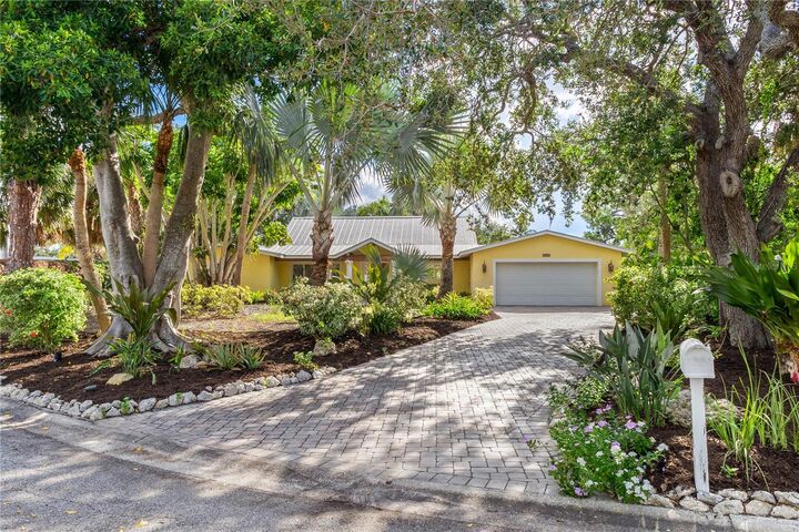 5215 Cape Leyte Drive  Sarasota FL 34242 photo