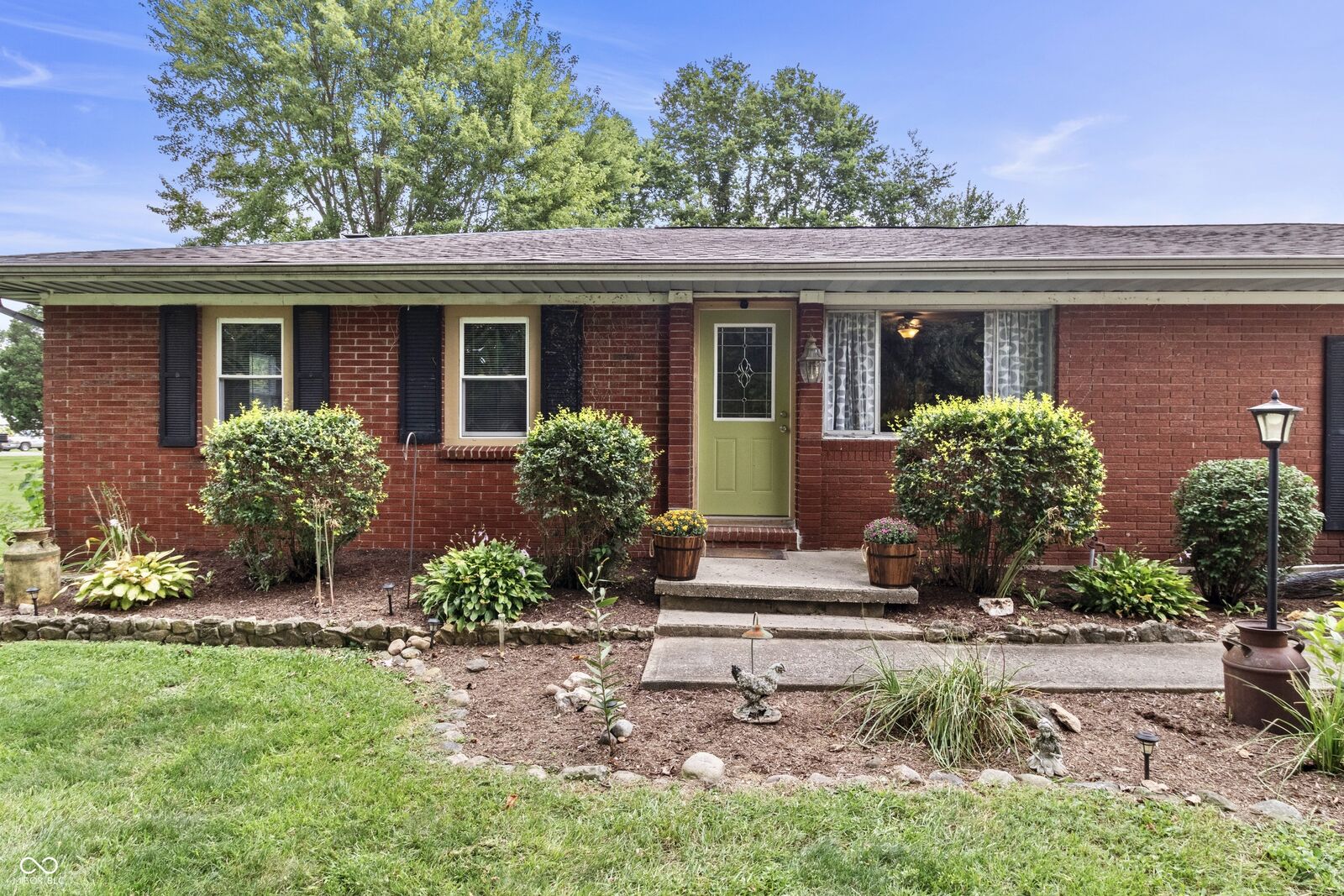 Photo de la propriété: 405 E 5th Street IN 46115