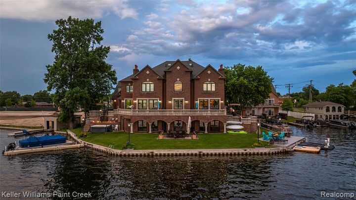 Property Photo: 328 S Broadway Street MI 48362 2739