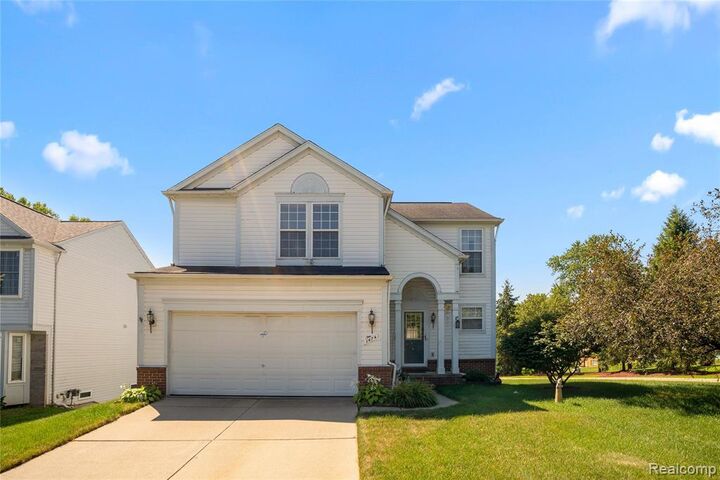 1474 Pebble Beach Drive  Pontiac MI 48340 1366 photo