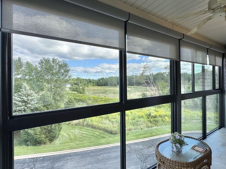 Property Photo: 291 Oconomowoc Pkwy 302-2 WI 53066