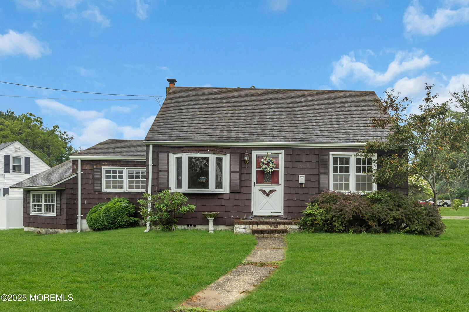 Property Photo: 1337 East Court NJ 07719