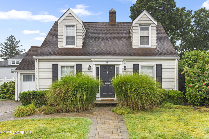 14 Prospect Avenue  Red Bank NJ 07701 photo