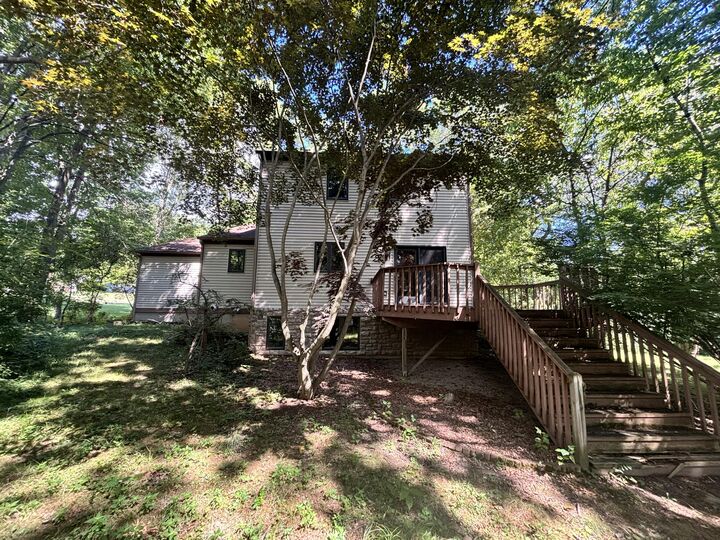 Property Photo:  1131 Fernridge Avenue SE  MI 49546 