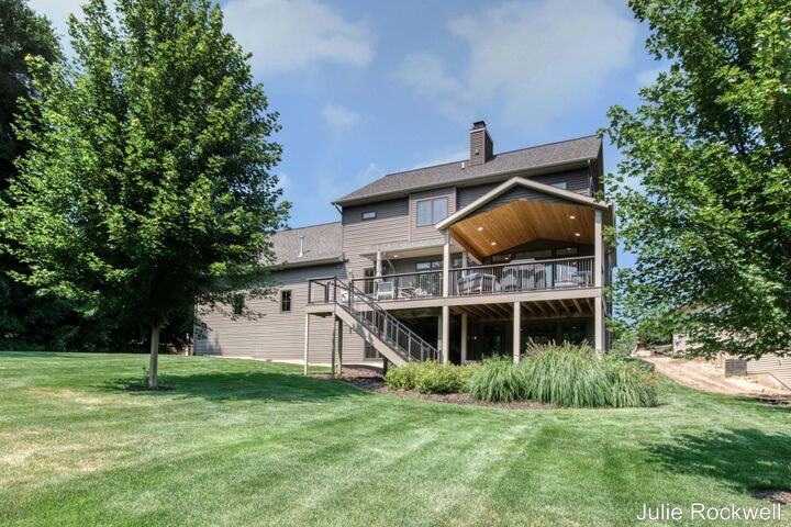 Property Photo:  4986 W Village Court SE  MI 49301 