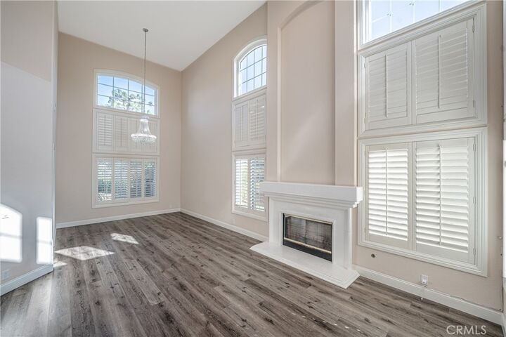 Property Photo: 429 Somerset Cir CA 92879