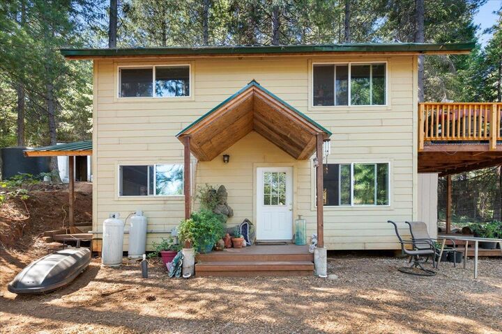 Property Photo: 11800 Old Gold Drive CA 95959