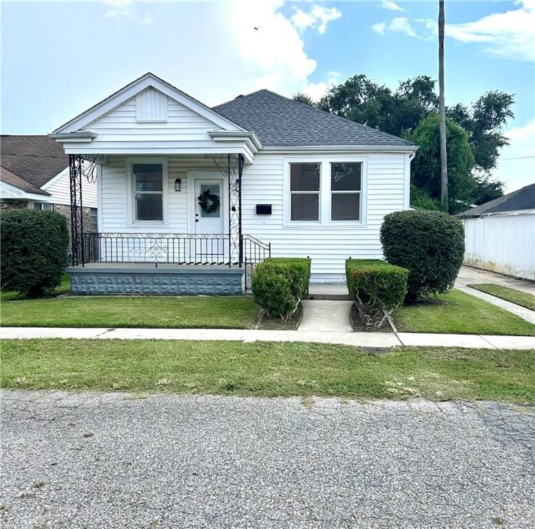 Property Photo:  3416 Carrollton Way  LA 70121 