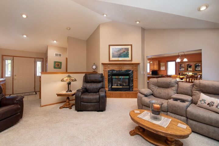 Property Photo: 206 Woodhaven Lane MN 56001