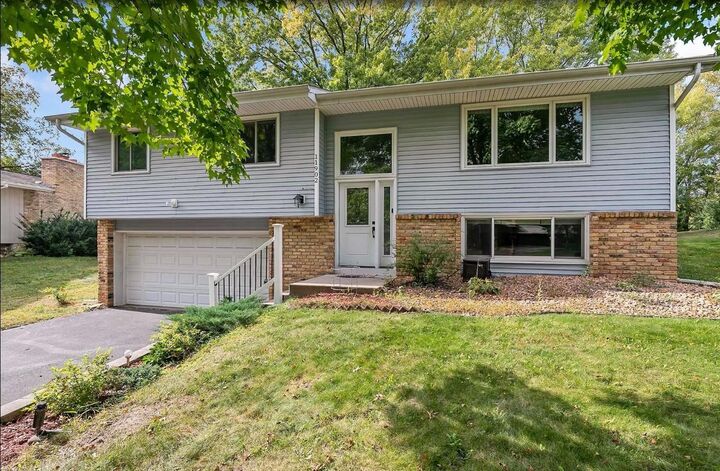 Property Photo: 11902 River Hills Circle MN 55337