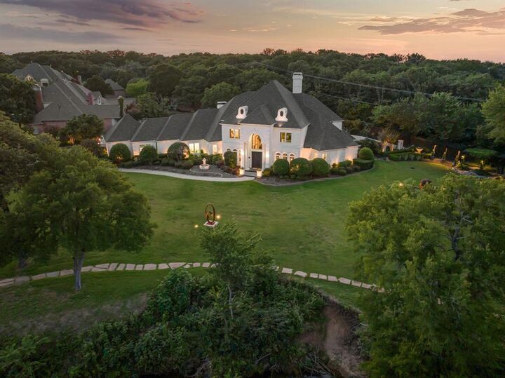 Photo de la propriété:  5100 Oak Lane  TX 76017 