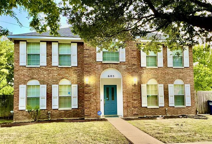 605 Edgewood Drive  Lancaster TX 75146 photo