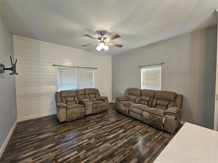 Property Photo: 202 S Trappier Street TX 76225