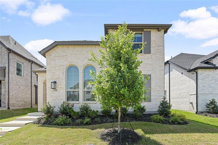 Property Photo: 3926 Stars Street TX 75078