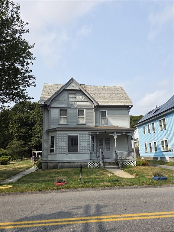 Property Photo: 85 Boutelle St MA 01420