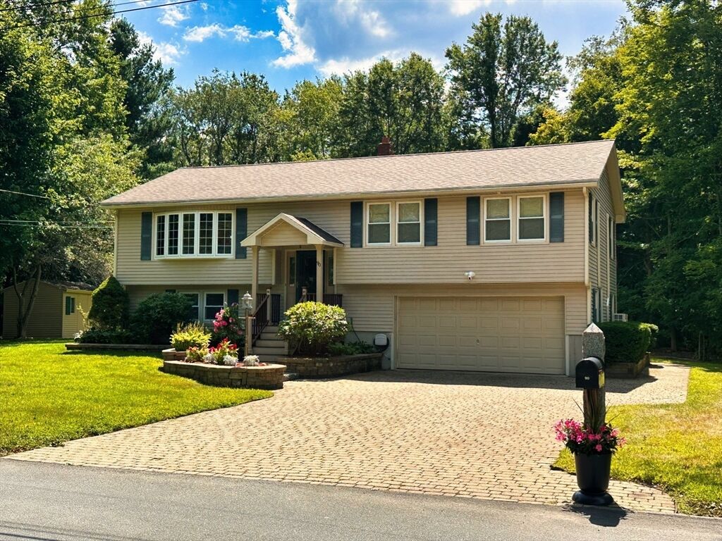 Property Photo:  90 North St  MA 01844 