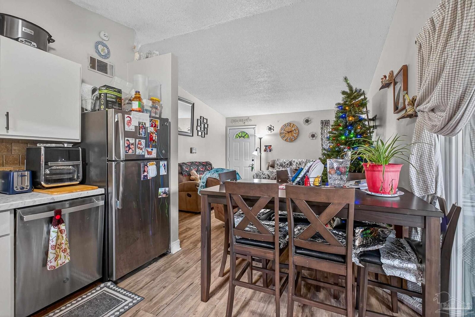 Property Photo:  4801 Sierra Dr A  FL 32526 