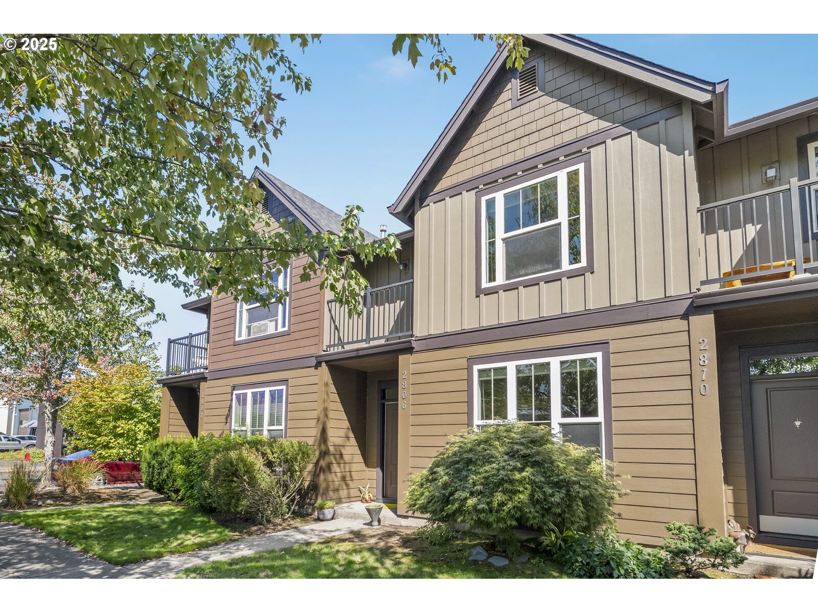 Property Photo: 2806 SE 15th Ave SE OR 97202