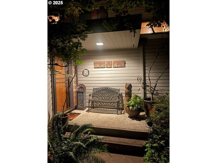 Property Photo:  3123 NE Rocky Butte Rd  OR 97220 