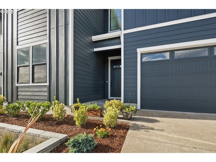 Property Photo: 15765 NW Ridgeline St OR 97229