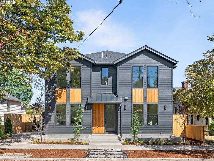 2067 SE Harold St 8  Portland OR 97202 photo