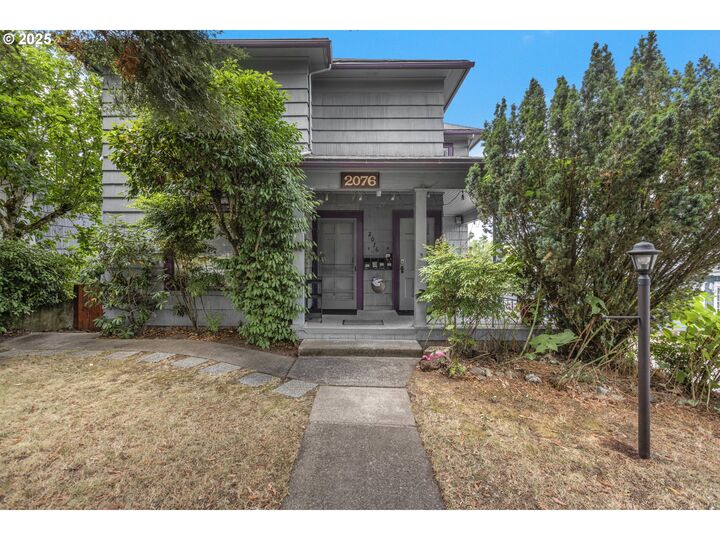 Property Photo: 2076 Lincoln St OR 97405