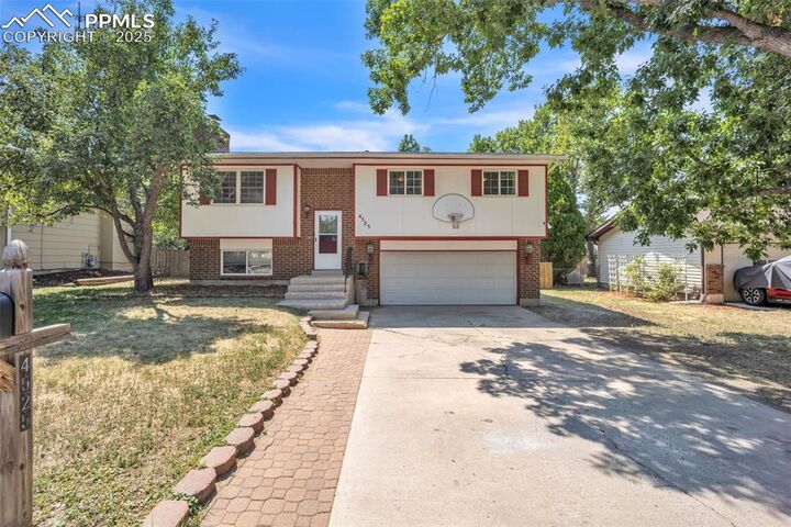 4525 N Enchanted Circle  Colorado Springs CO 80917 photo