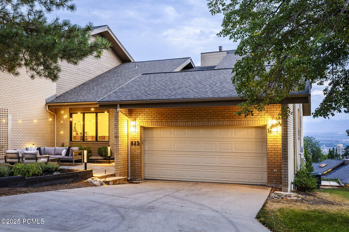 Property Photo: 825 N Juniperpoint Court UT 84103
