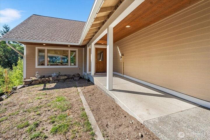 Property Photo:  8707  45th Street W  WA 98466 