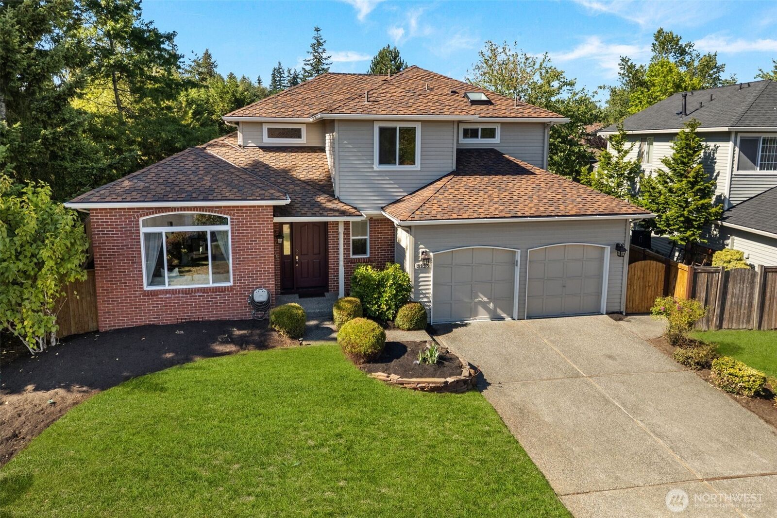 Property Photo: 5125 150th Place SE WA 98208