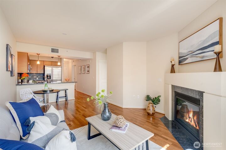 Property Photo:  819  Virginia Street 2505  WA 98101 