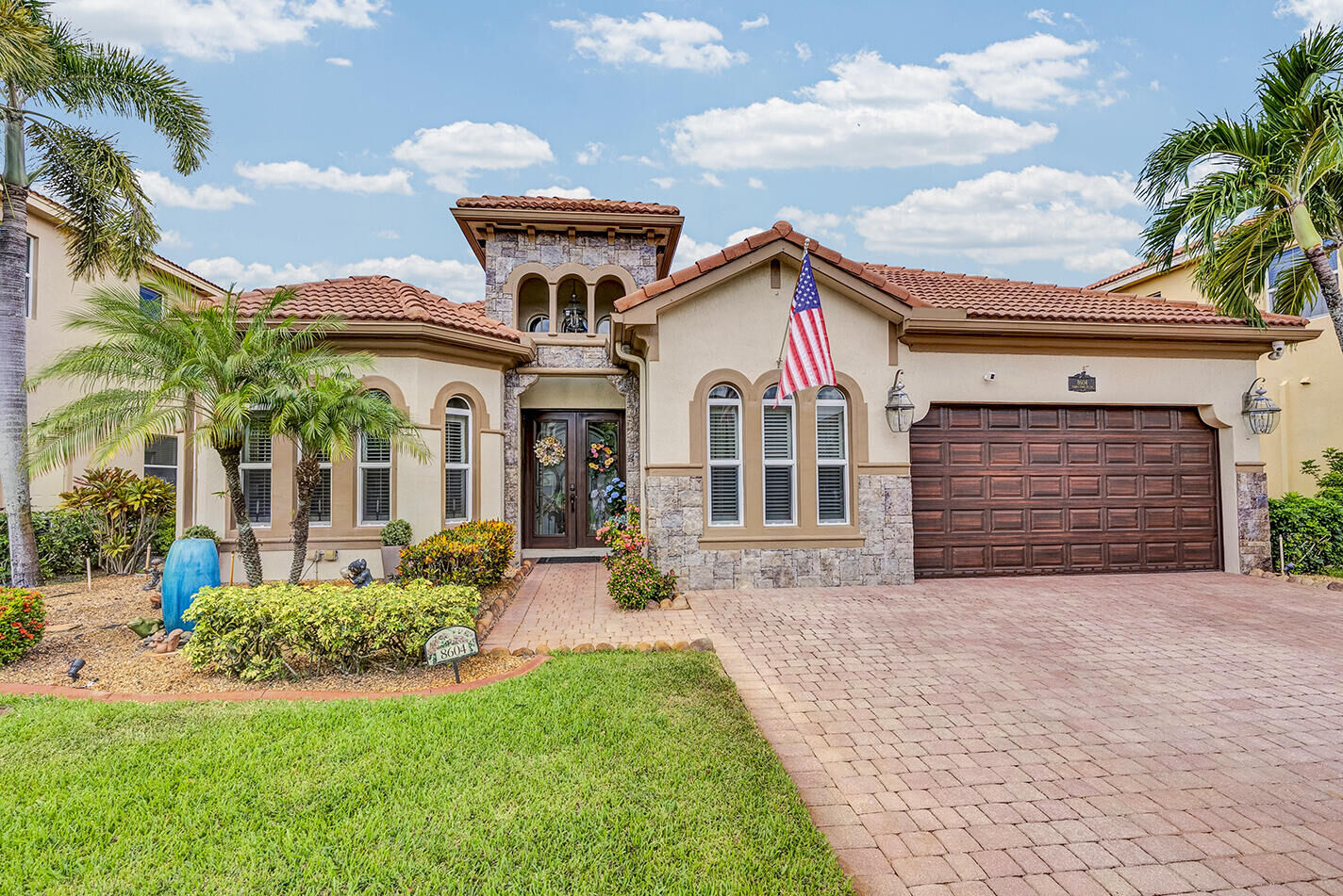 Property Photo: 8604 Cobblestone Point Circle FL 33472