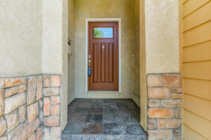 Property Photo: 425 Carpentier Way CA 95111