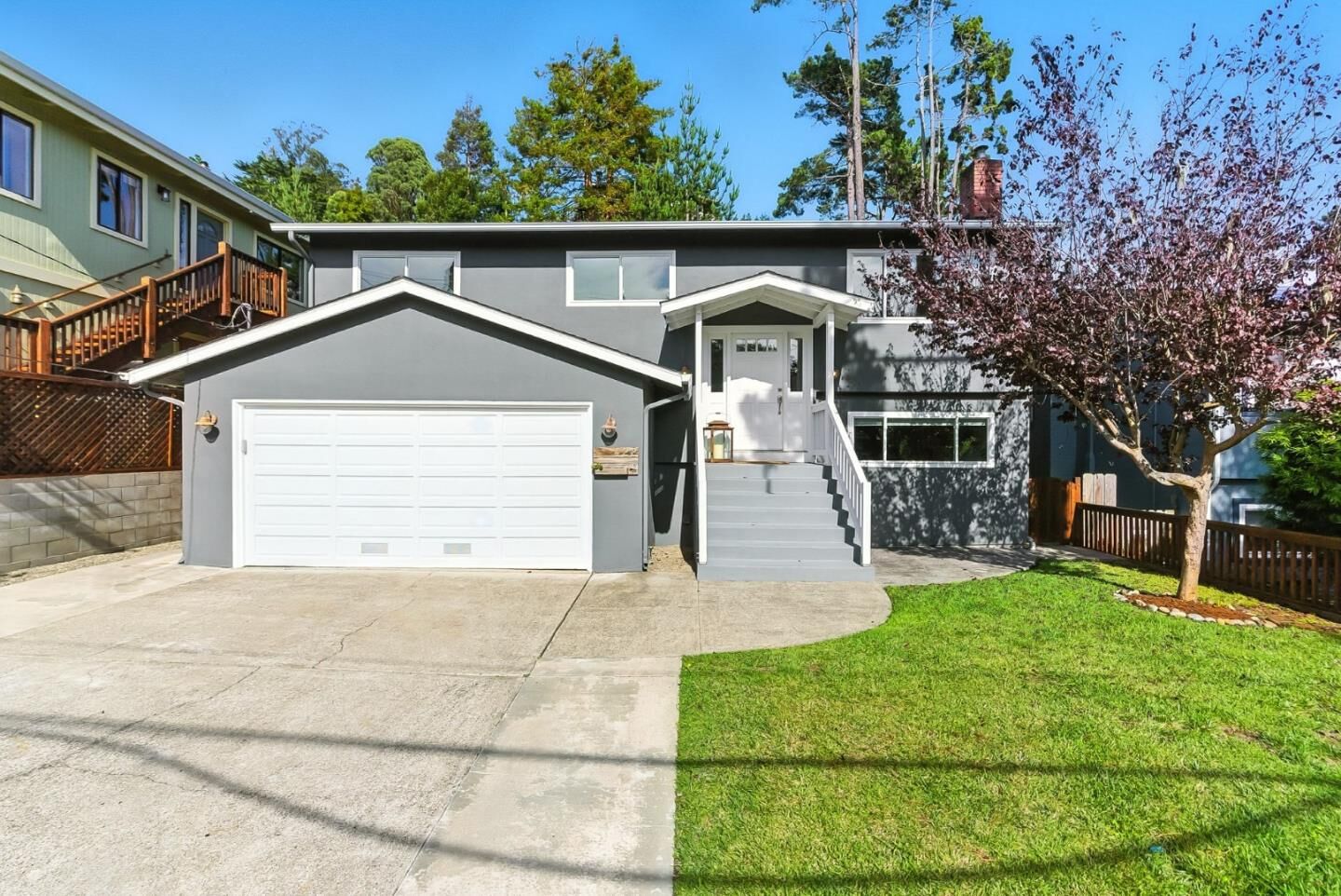 Property Photo:  422 Avenue Portola  CA 94019 