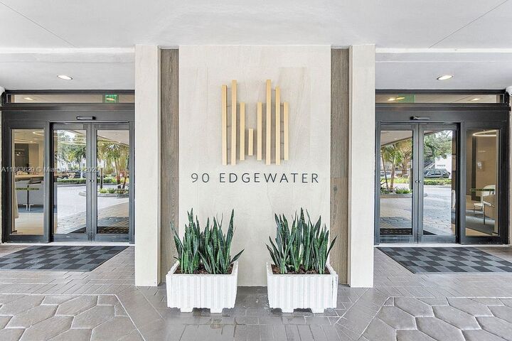 90 Edgewater Dr 820  Coral Gables FL 33133 photo