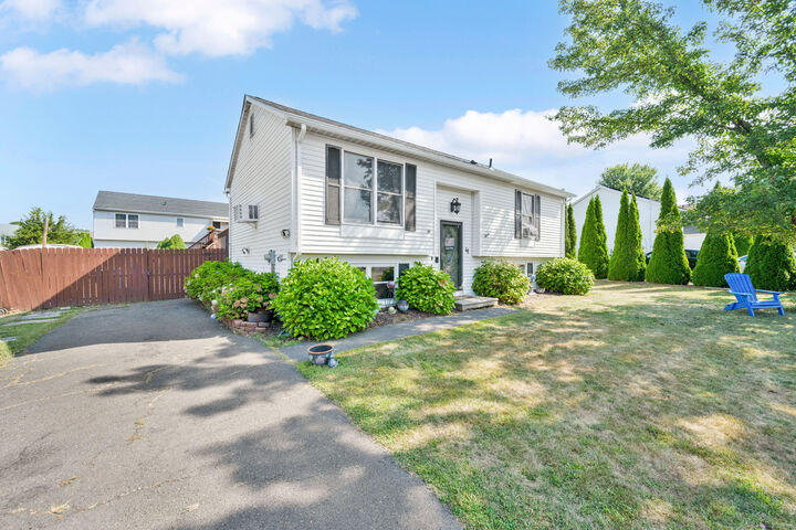 Property Photo: 41 Skinner Drive CT 06053