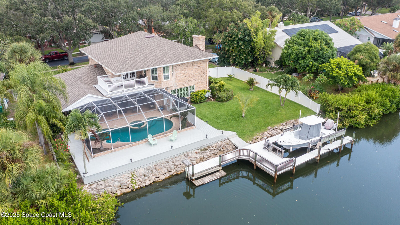 Property Photo:  138 Windward Way  FL 32937 