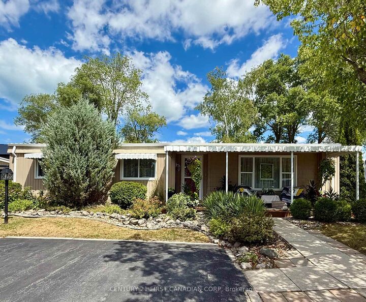 29 Maple Grove Court  South Huron ON N0M 1T0 photo