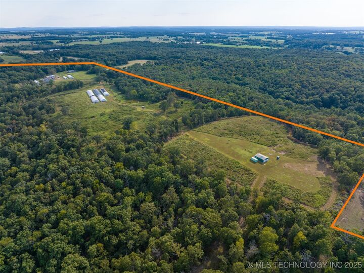 Property Photo:  64677 S 4710 Road  OK 74964 