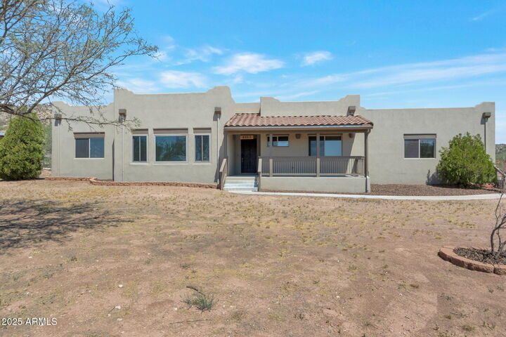 Property Photo: 4280 E Beaver Creek Road AZ 86335