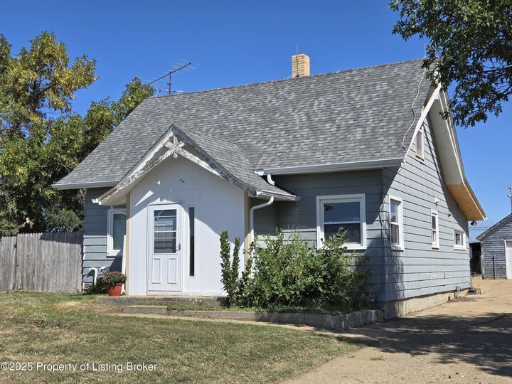 225 Main Street  New England ND 58647 photo