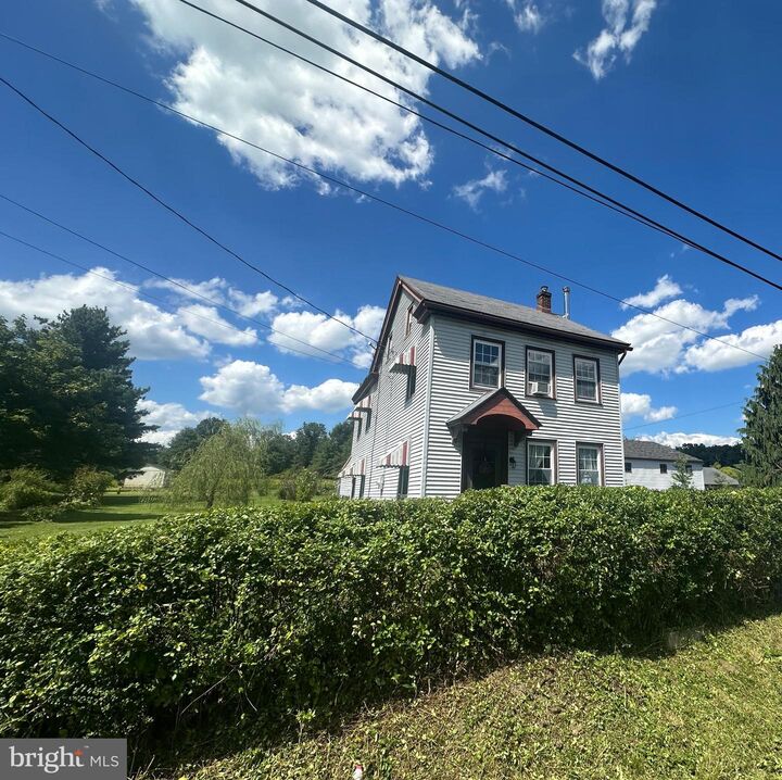 1370 Kumry Road  Pennsburg PA 18073 photo